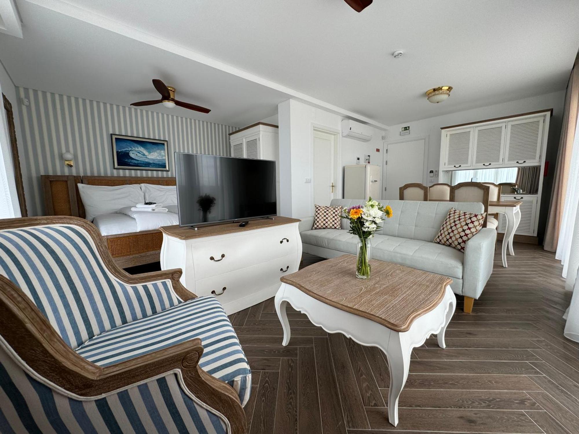Ocean View Apartments Lourinha  Exterior photo